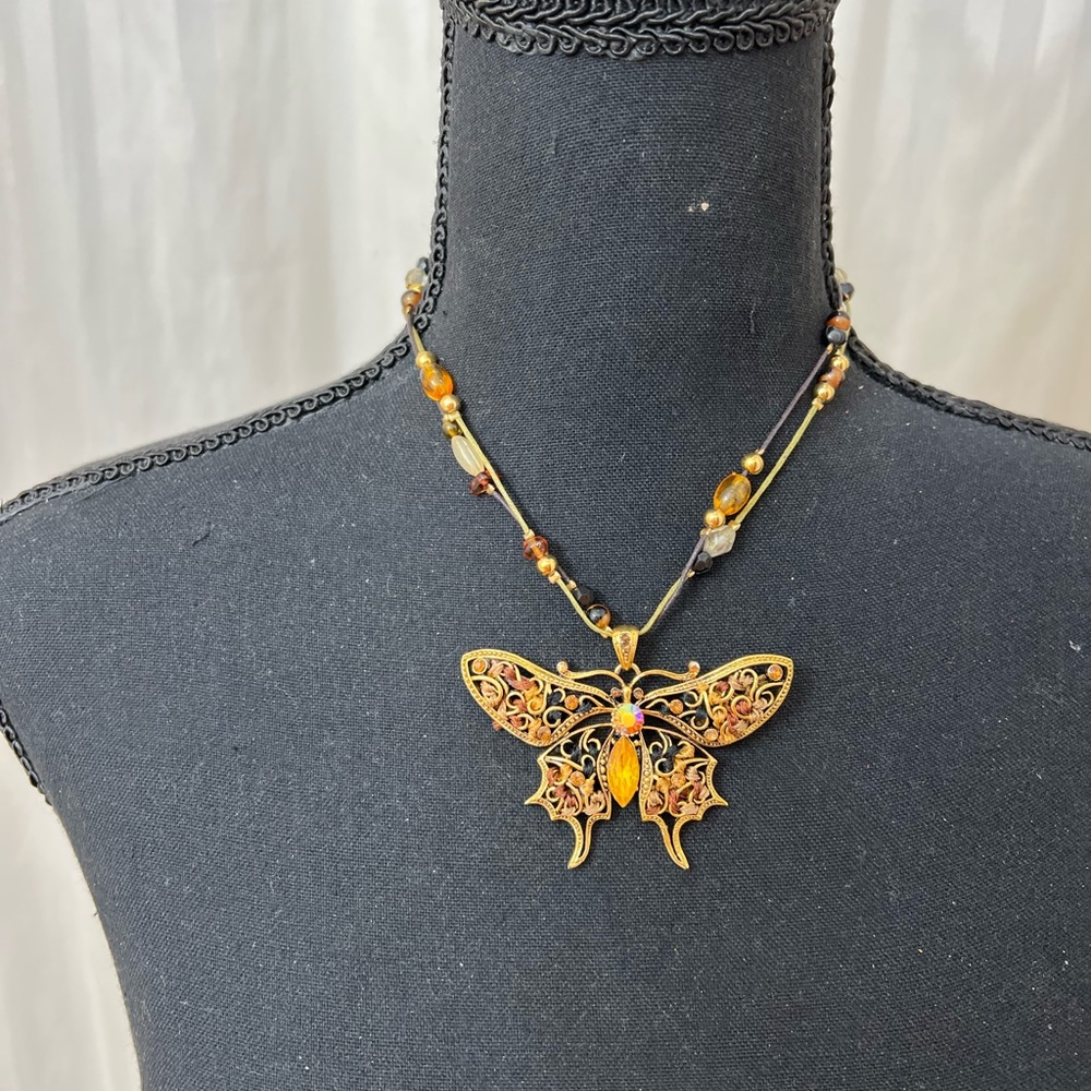 Beautiful butterfly necklace with golden topaz crystals - Good condition - Picture 3 of 5